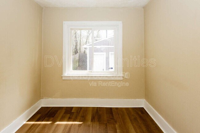 Building Photo - 243 Wildwood Ave