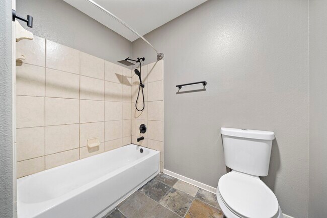 Building Photo - 14422 Leafy Tree Dr