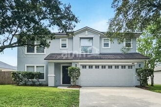 Building Photo - 664 Mackenzie Cir