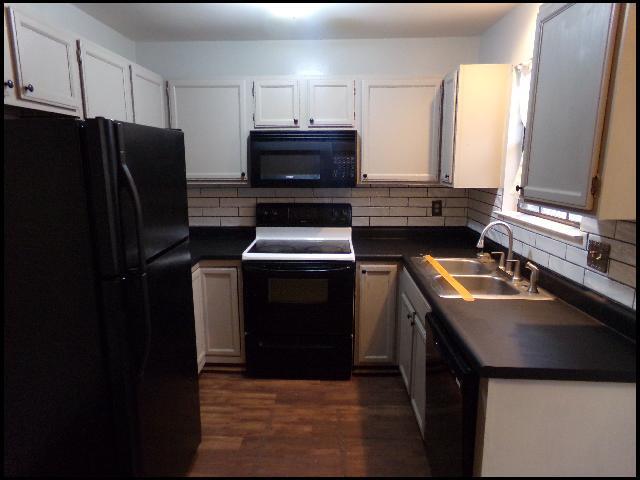 Building Photo - 35 Point W Cir