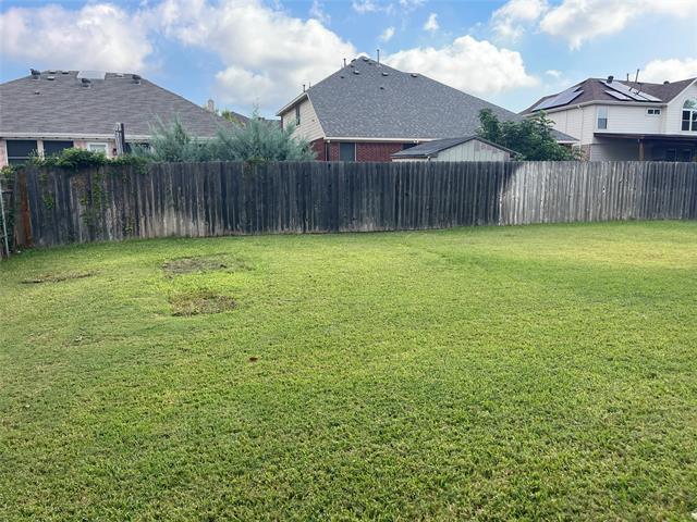 Building Photo - 7728 Parkwood Plaza Dr