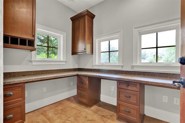 Building Photo - 24044 Integrity Way