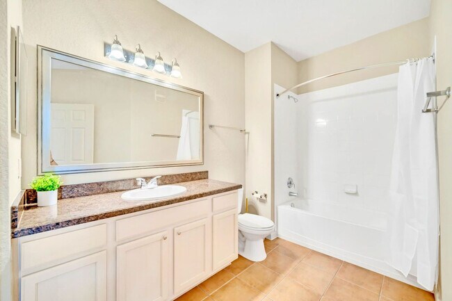 Building Photo - 14200 Avalon Rd