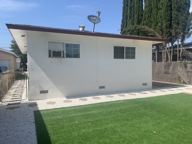 Building Photo - 12252 Academy Way