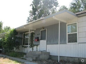 Building Photo - 1419 Keller St
