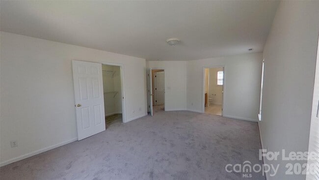 Building Photo - 2014 Rosewater Ln