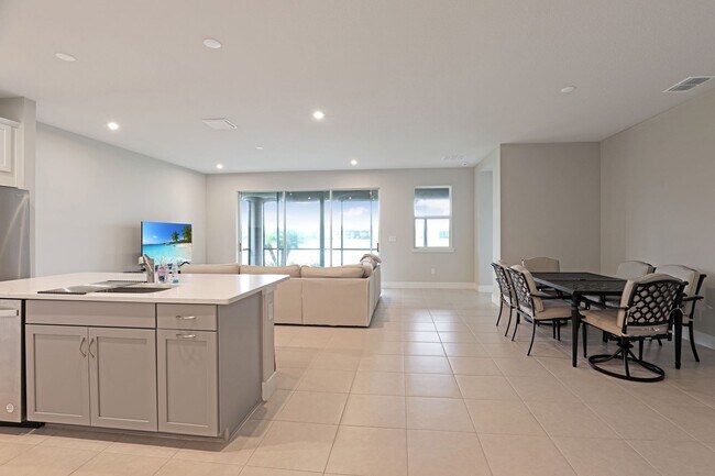 Building Photo - 4 Bed 3 Bath Gem In The Sunstone Community In Wellen Park!!!