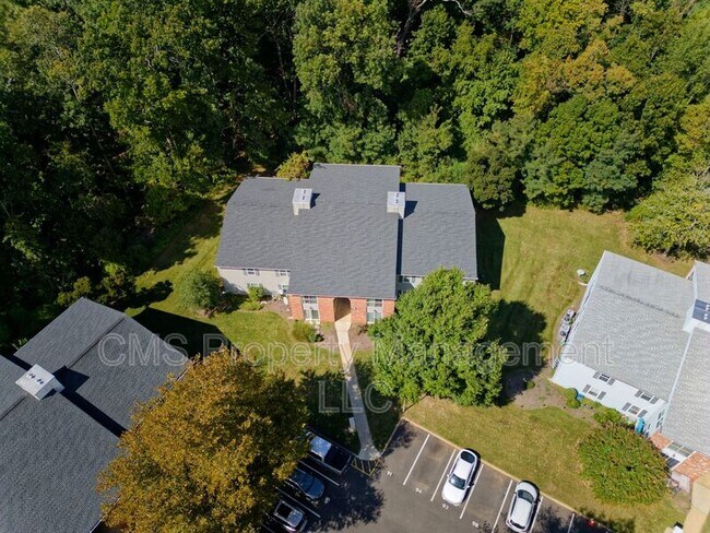 Building Photo - 19-7 Augusta Ct
