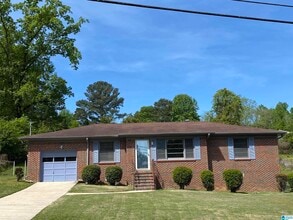 Building Photo - 2632 5th St NE