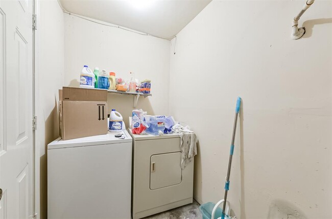 Building Photo - 4111 Coral Meadow Ct