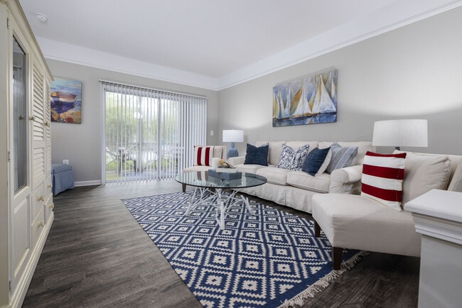 Building Photo - The Grove at Oakbrook
