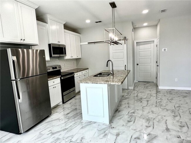 Building Photo - 22 West Dr