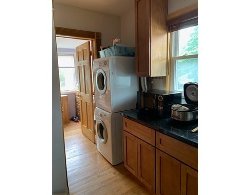 Building Photo - 23 Lafayette St