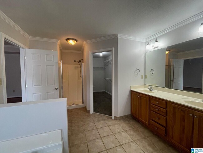 Building Photo - 4088 River Walk Ln