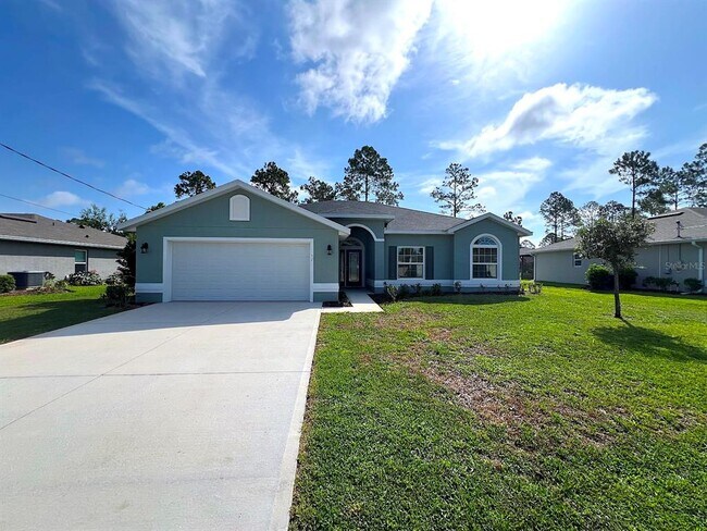 Building Photo - 37 Pine Croft Ln
