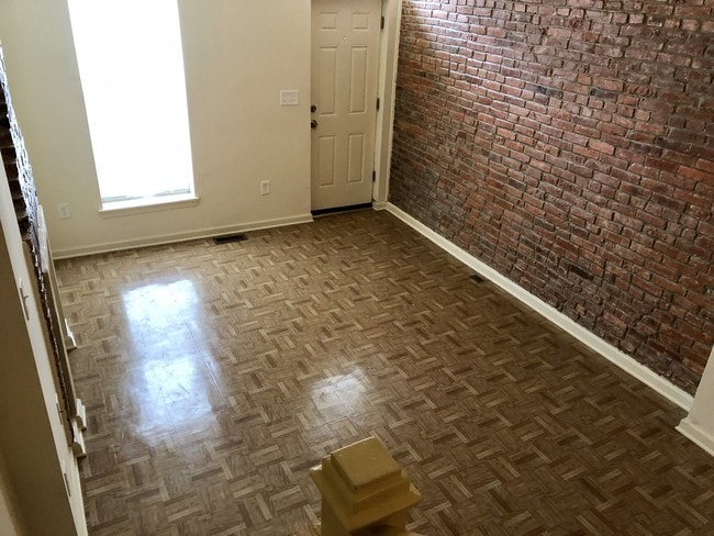 Building Photo - 1120 Washington Blvd