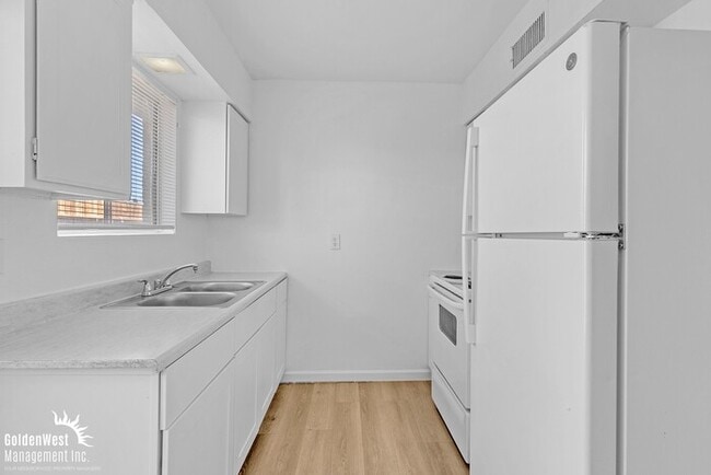 Building Photo - Beautiful 2Bdm 1Ba Apartment with Private ...