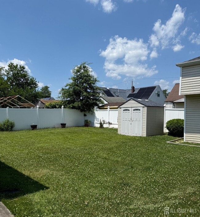 Building Photo - 45 W Iselin Pkwy