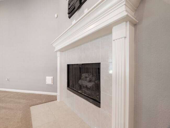 Building Photo - 12807 Village Way Dr
