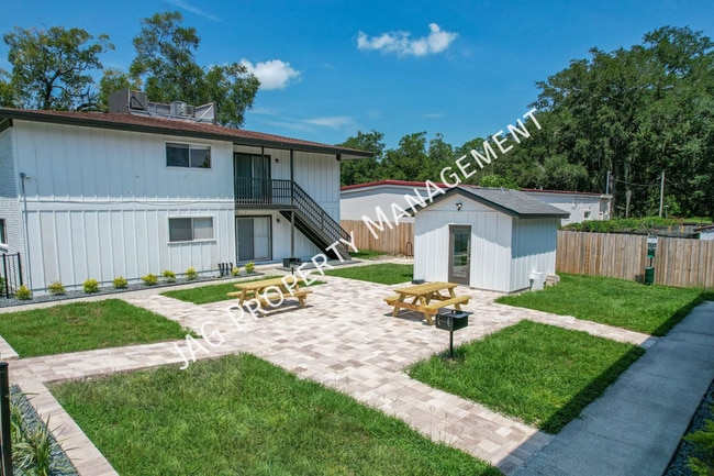 Building Photo - 1426 Berrier St