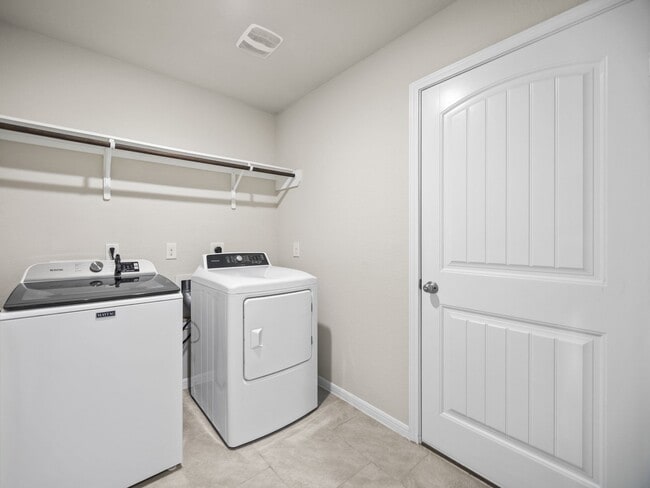 Building Photo - 8014 Ecru Ln