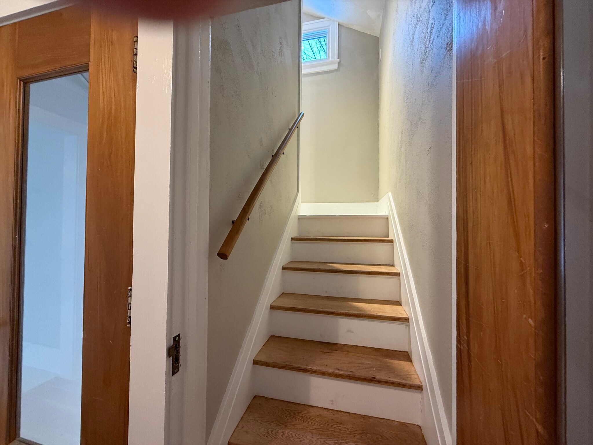 Building Photo - 1160 Monroe Ave