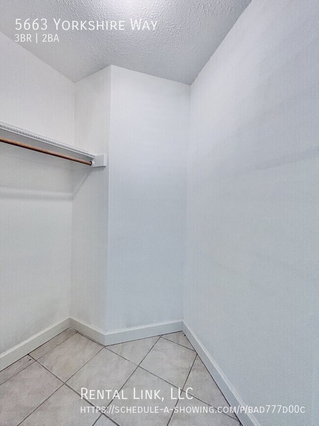 Building Photo - 5663 Yorkshire Way