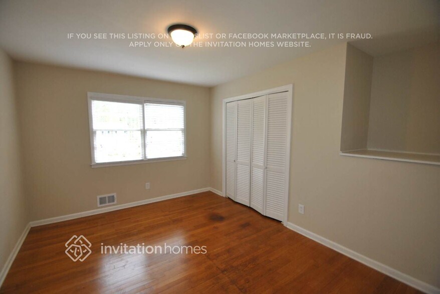Building Photo - 3098 St Helena Dr