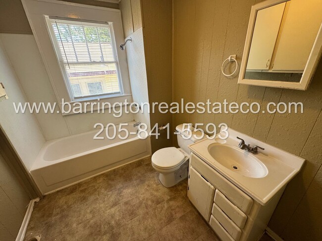 Building Photo - 2356 22nd St Ensley