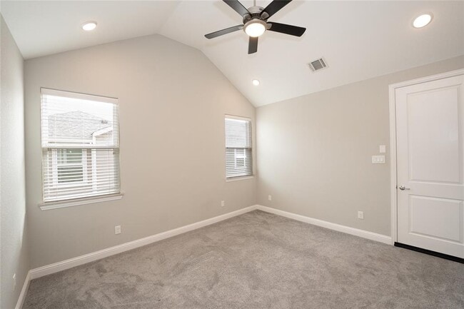 Building Photo - 5411 Camaguey St