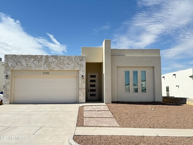 Primary Photo - 7792 Enchanted Pk Dr