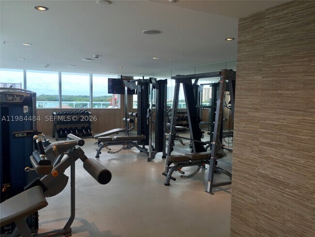 Building Photo - 400 Sunny Isles Blvd