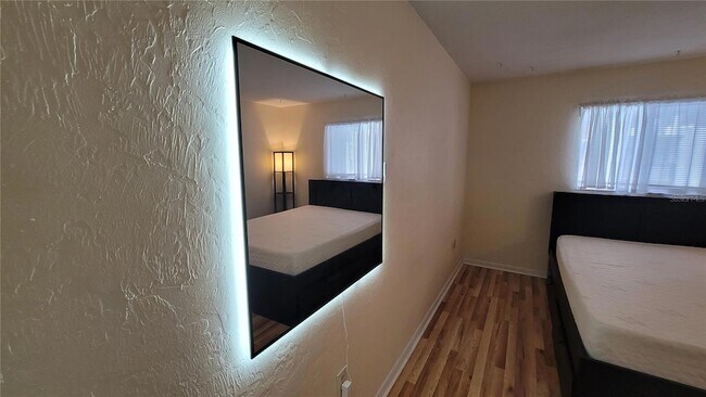 Building Photo - 415 NW 39th Rd