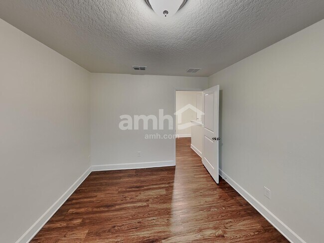 Building Photo - 1408 Celery Palm Cove