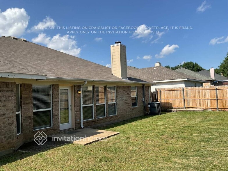 Building Photo - 614 St Eric Dr