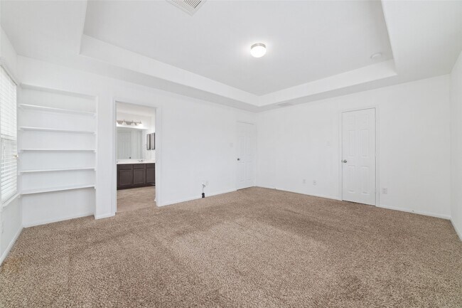 Building Photo - 18406 Spruce Tree Line Trl