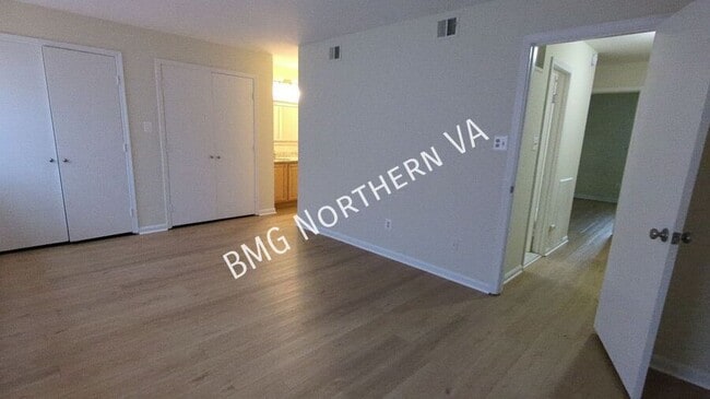 Building Photo - 9103 Vosger Ct