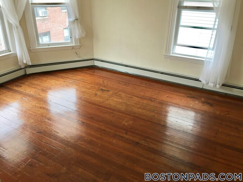 Building Photo - 3 Washburn Terrace