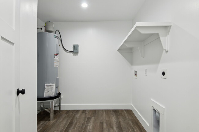 Building Photo - 5018 Aspen Spg Wy