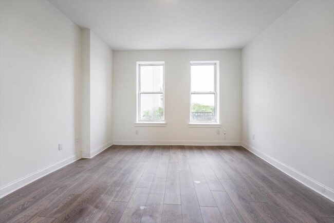 Building Photo - 157 14th St