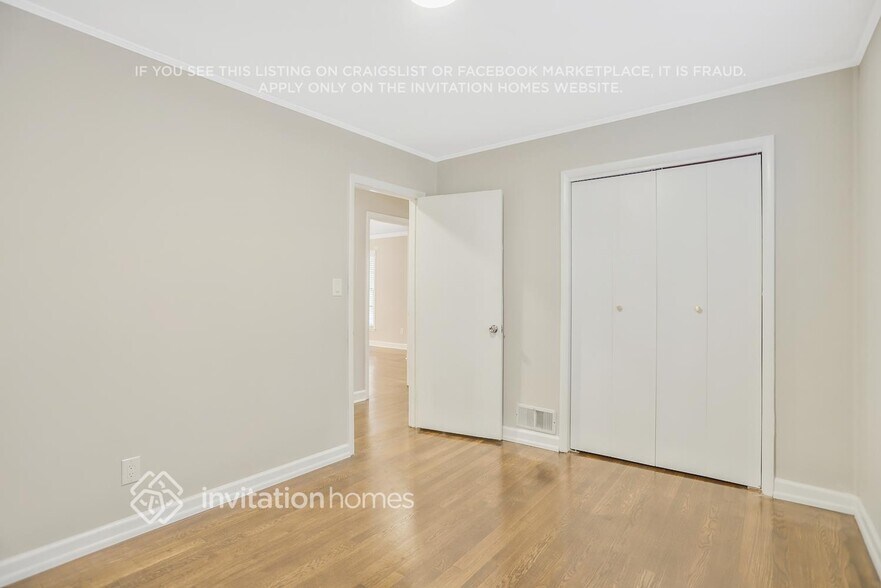 Building Photo - 3715 Wisteria Ln SW