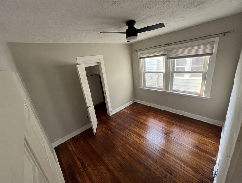 Building Photo - 1505 Wagar Ave