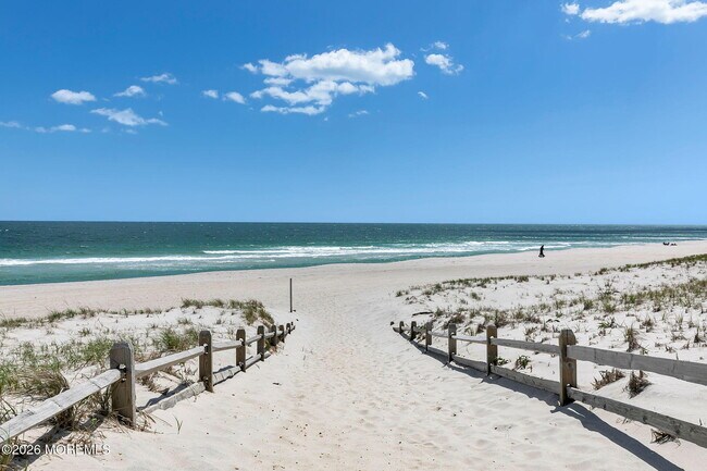 Building Photo - 304 Oceanfront