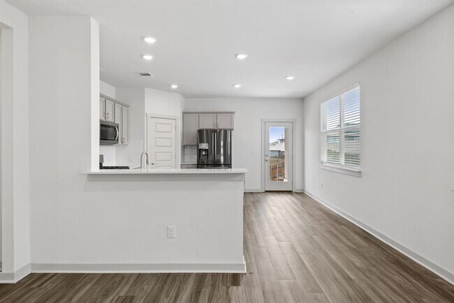 Building Photo - 7713 Jacobean WY