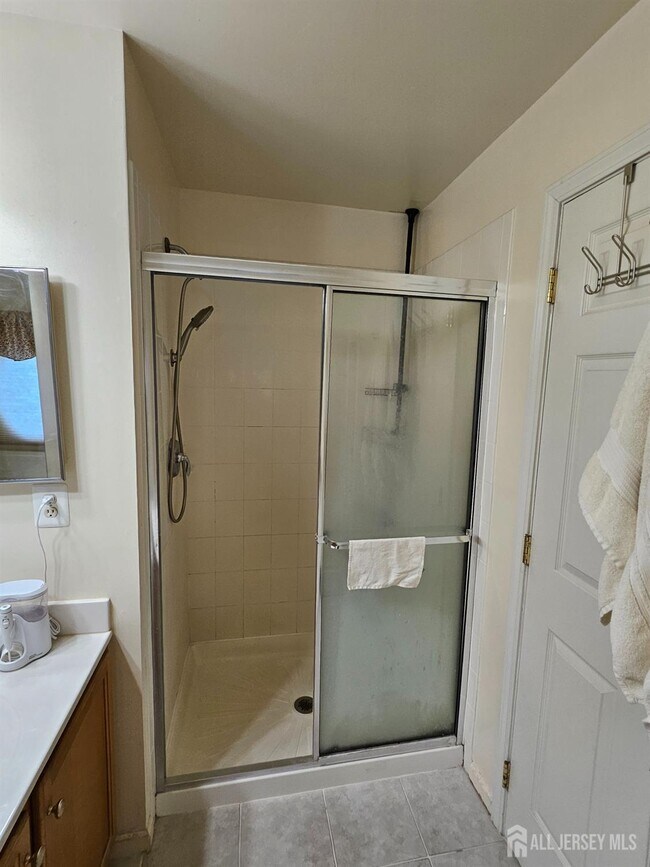 Building Photo - 12 Jensen Court