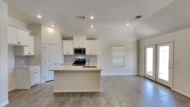 Building Photo - Brand new 2 bed 2 bath home in Edmond schools.