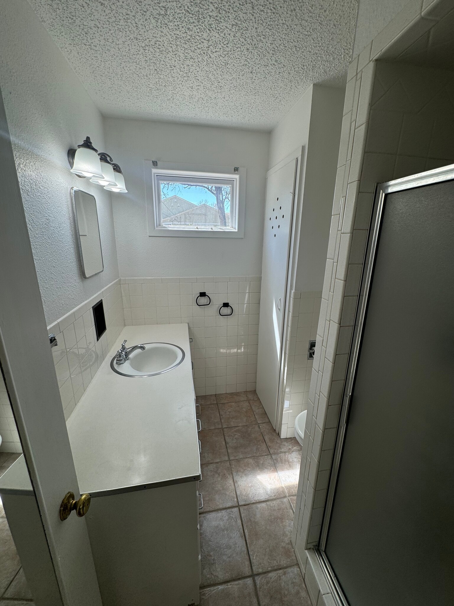 Building Photo - 2423 26th St