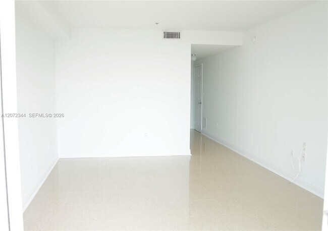 Building Photo - 6362 Collins Ave