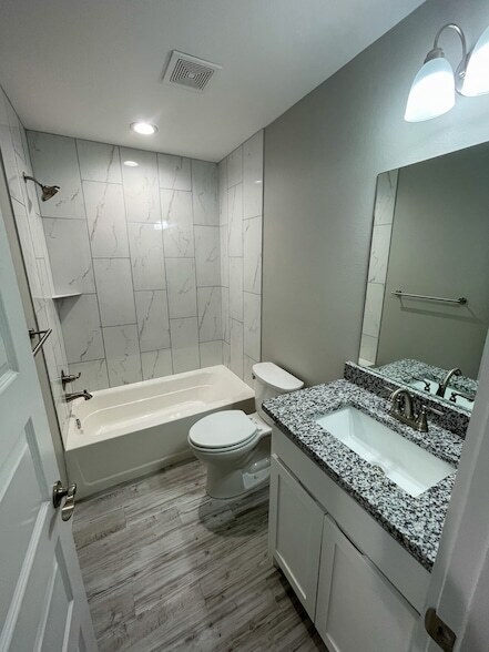 Building Photo - 2624 S Fannin Ave