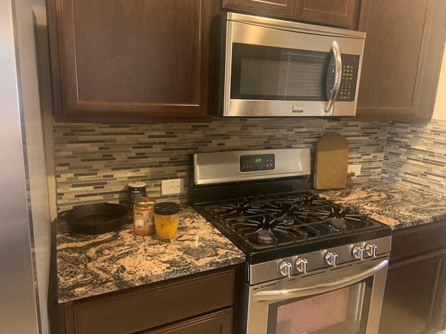 Building Photo - 9933 Beaver Dam Ln